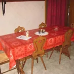 Aux Coeurs De La Vallee *